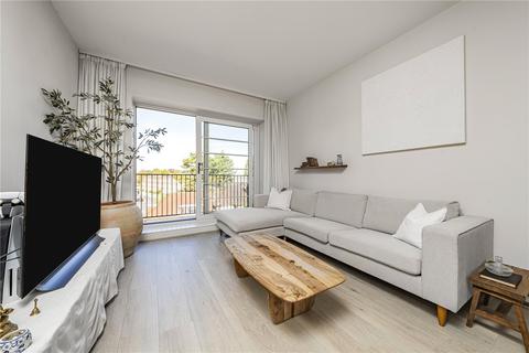 Flat 28, Fairbanks House Samuelson Place, Isleworth, TW7 4FL