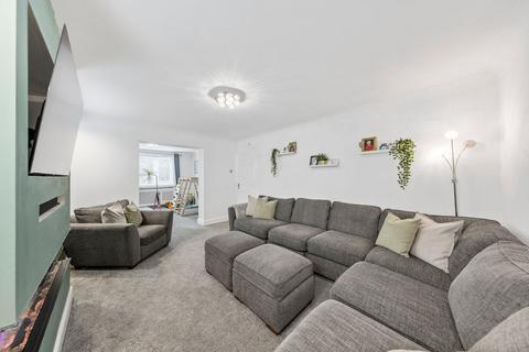 76 Coldstream Close, Warrington, WA2 0LL