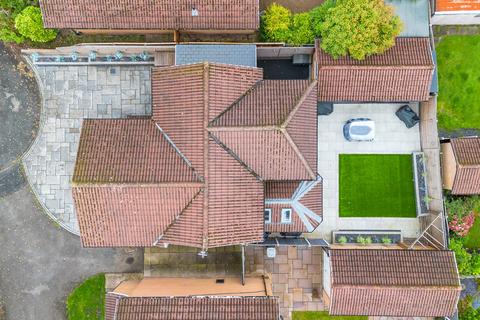 76 Coldstream Close, Warrington, WA2 0LL