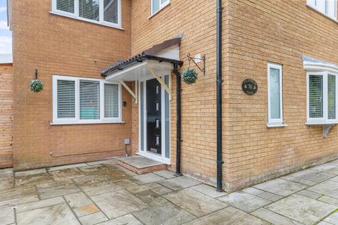 76 Coldstream Close, Warrington, WA2 0LL