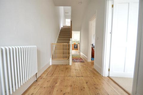 undefined, Falmouth TR11