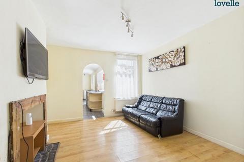 4 bedroom terraced house for sale, Nelthorpe Street, Lincoln, Lincolnshire, LN5 7SJ