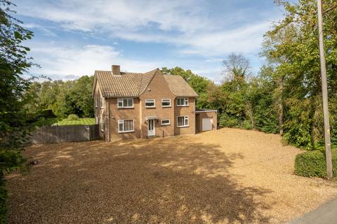 4 bedroom detached house for sale, Church Road, Bedford MK44