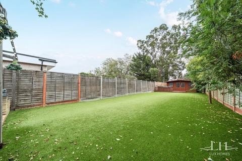 4 bedroom semi-detached house for sale, Argyle Gardens, Upminster