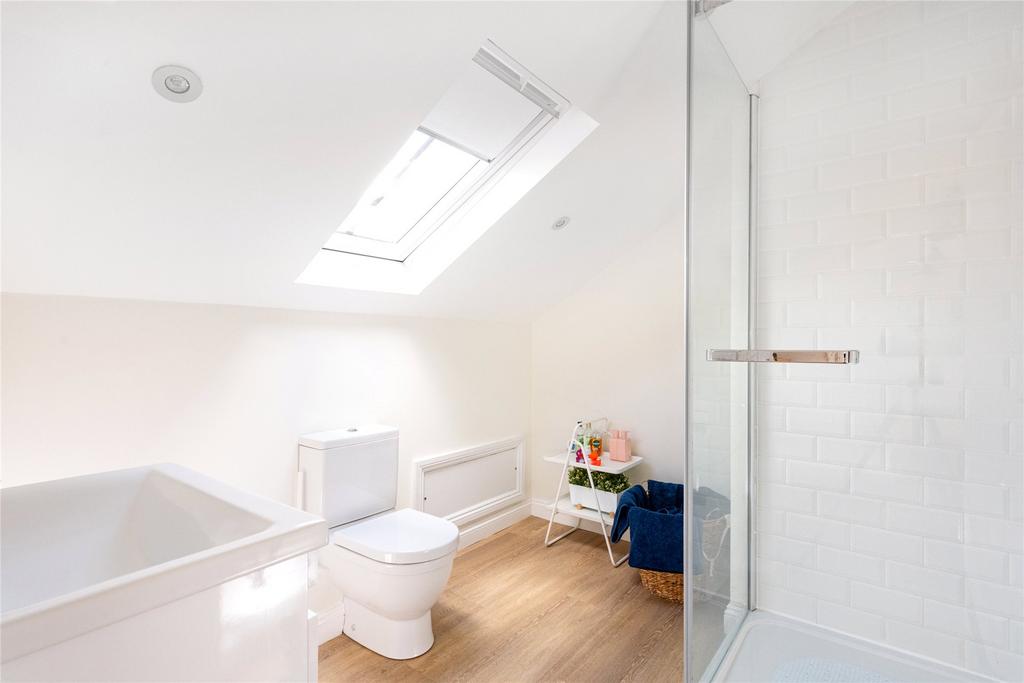 Annexe Shower Room