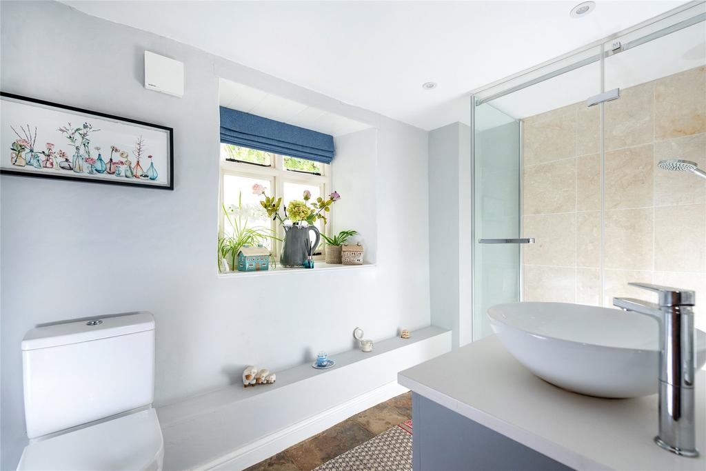 Gr. Fl Shower Room