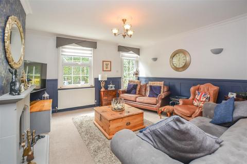 undefined, Coxtie Green Road, Pilgrims Hatch, Brentwood