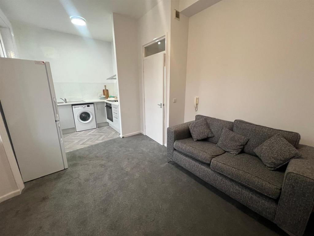 Lounge...jpg