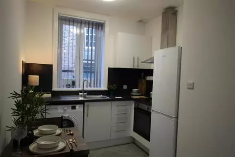 1 bedroom house to rent - View 4