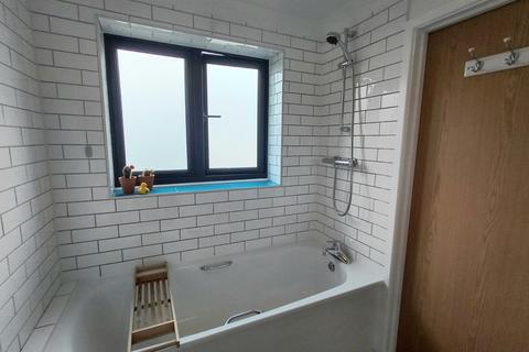 1 bedroom flat to rent, Canal Walk, Hampshire SO14
