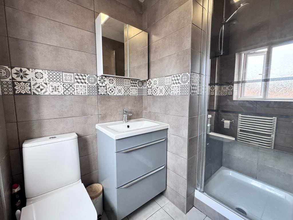 En suite shower room