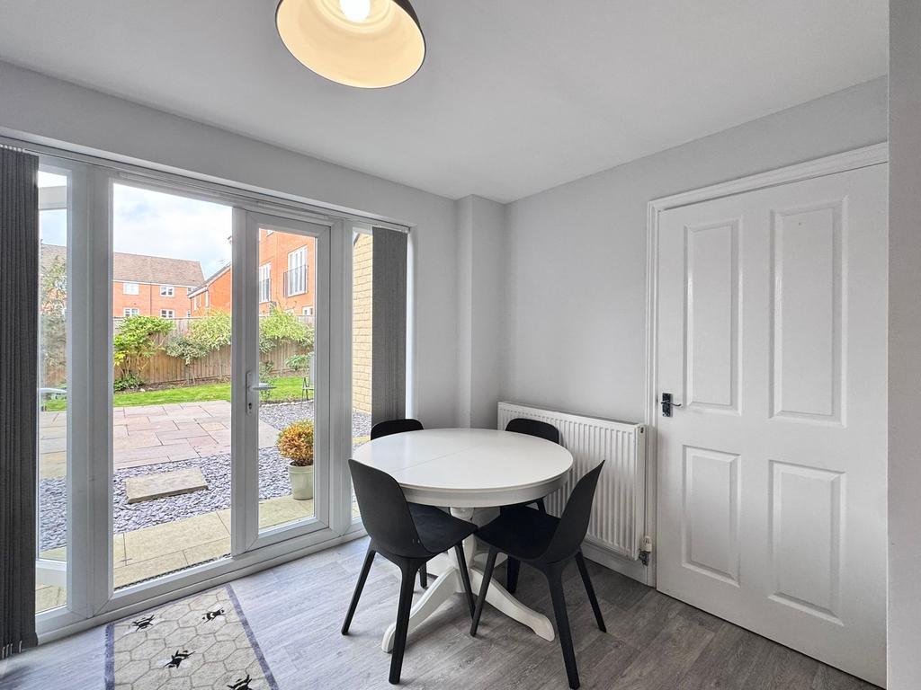 Kitchen/living dining