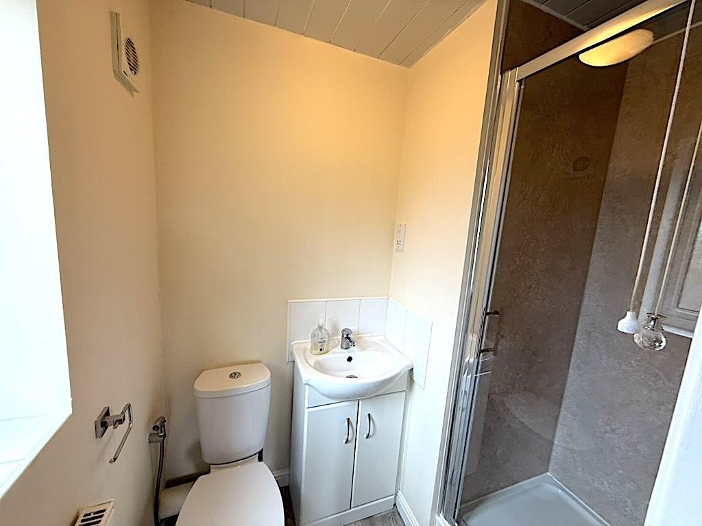 Ensuite.jpg