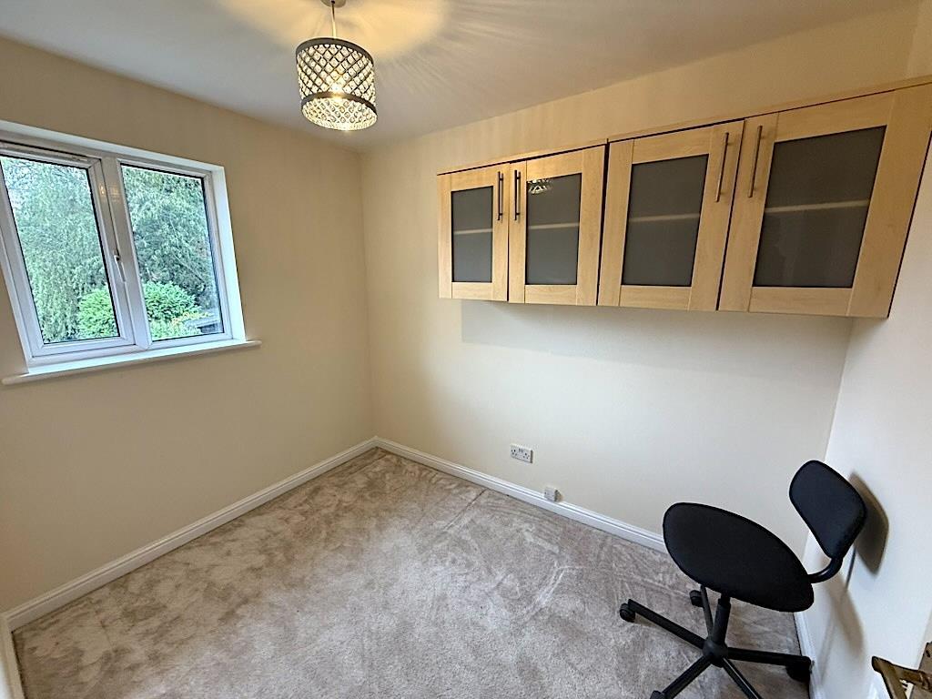 Bedroom 4.jpg