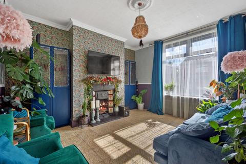 2 bedroom terraced house for sale, Albert Street, Bolton, BL7