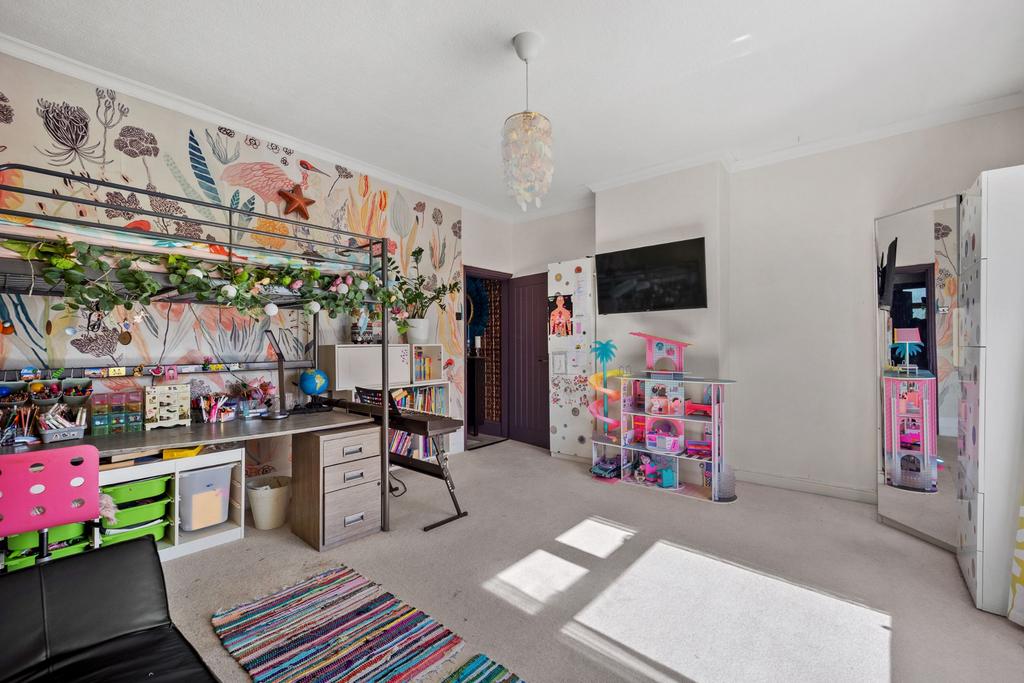 Photograph 17