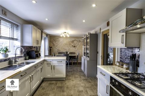 4 bedroom detached house for sale, Avalon Gardens, Harworth and Bircotes, Doncaster, South Yorkshire, DN11