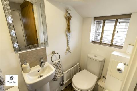 8 Avalon Gardens, Harworth, Doncaster, DN11 8FD