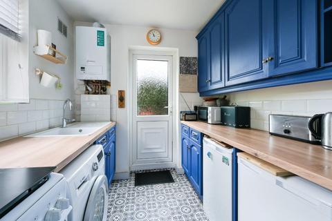 21 Wolsey Close, Worcester Park, KT4 7EF