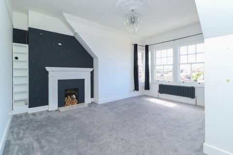 1 bedroom flat for sale, Beach Road, Westgate-on-Sea, Kent, CT8