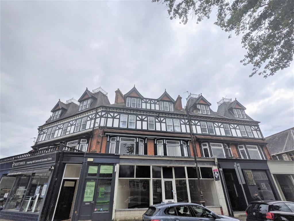 Penarth Building Royal Buildings, Penarth CF64 1 bed apartment to rent - £925 pcm (£213 pw)