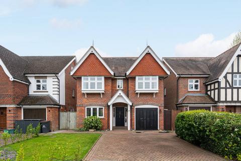 6 bedroom detached house to rent, Wagtail Walk, Beckenham, BR3