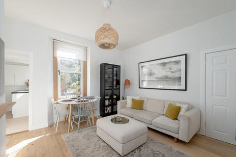 9/1 Adelphi Place, Portobello, Edinburgh, EH15 1BG
