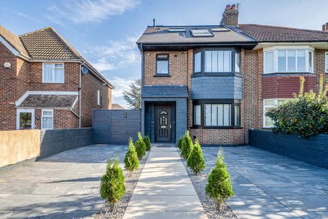 5 bedroom semi-detached house for sale, Commonside East, Mitcham CR4