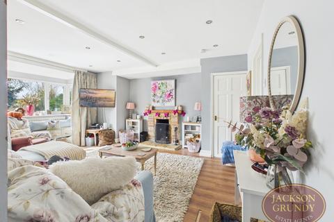 2 bedroom semi-detached house to rent, West Haddon Road, Guilsborough, NN6 8QL