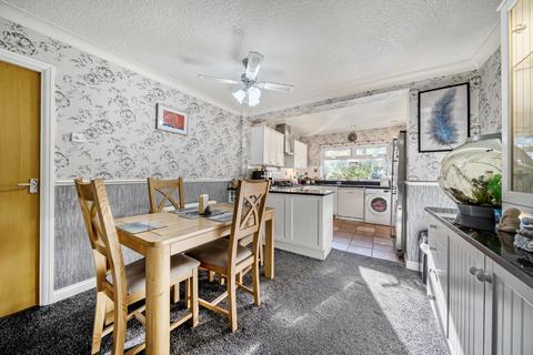 3 bedroom detached house for sale, Lent Rise Road, Taplow, Buckinghamshire, SL6