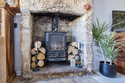 4 bedroom semi-detached house for sale, Summer Street, Gloucestershire GL5