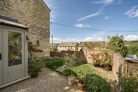 undefined, Summer Street, Gloucestershire GL5
