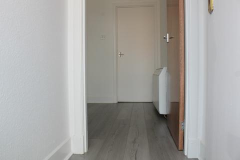 Studio to rent, North Street, Dundee, DD3 7RS