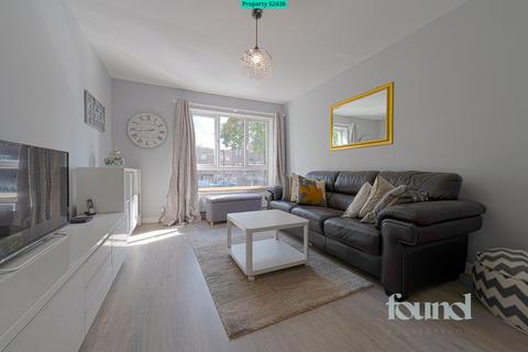 3 bedroom terraced house for sale, Bletsoe Walk, London, N1