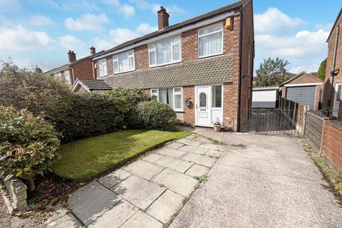 3 bedroom semi-detached house for sale, Arnesby Avenue, Sale