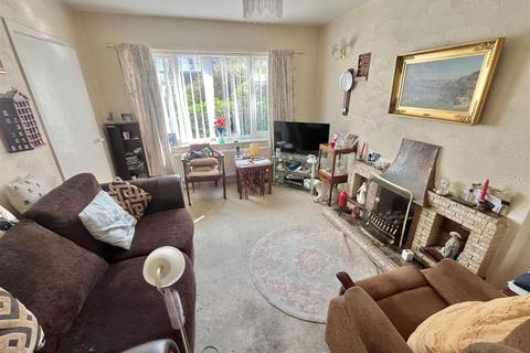 3 bedroom semi-detached house for sale, Arnesby Avenue, Sale