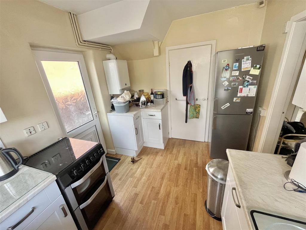 Kitchen 2