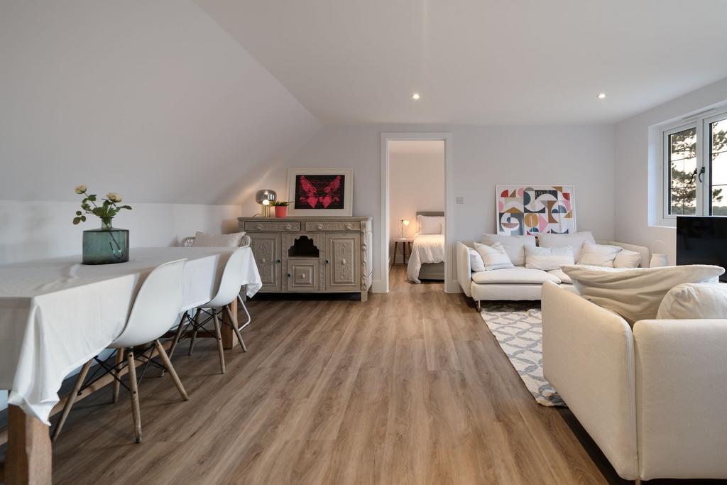 Annexe Lounge