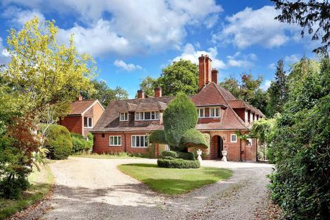 6 bedroom detached house for sale, The Avenue, Farnham Common, Buckinghamshire, SL2