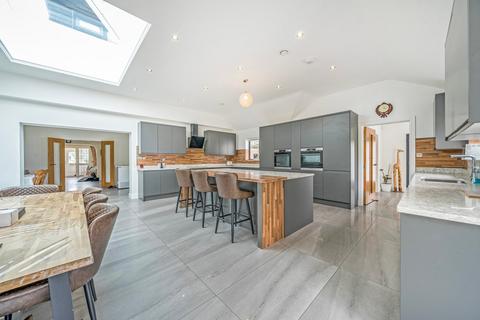 8 bedroom detached house for sale, Green End Road, Kempston, Bedford, MK43