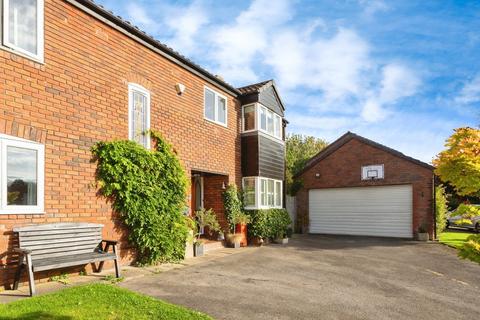 5 bedroom detached house for sale, The Green, Darlington DL2