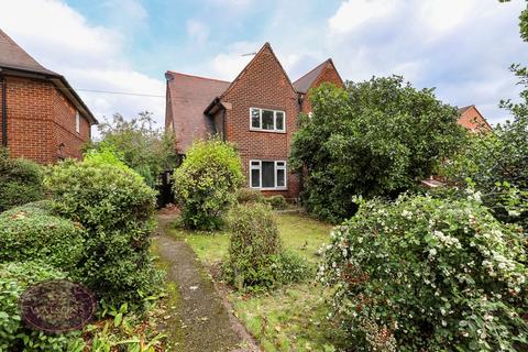 undefined, Wollaton Road, Nottingham, NG8
