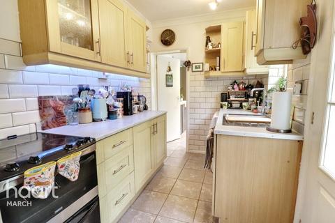 3 bedroom character property for sale, Doddington Road, Benwick