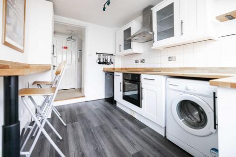 1 bedroom flat for sale, Evesham Road, Cheltenham, GL52