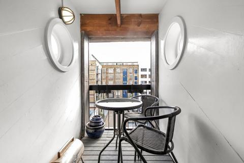 2 bedroom apartment to rent, Wheat Wharf, Shad Thames, London Bridge, SE1