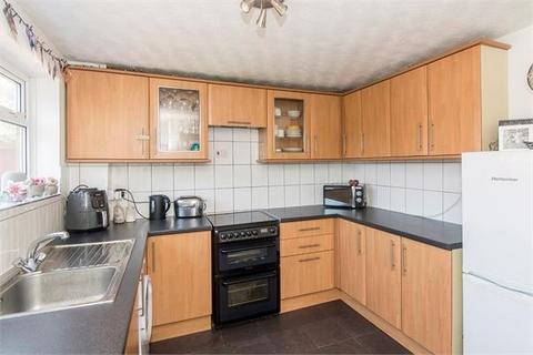 2 bedroom end of terrace house for sale, Canada Fields, Lutterworth