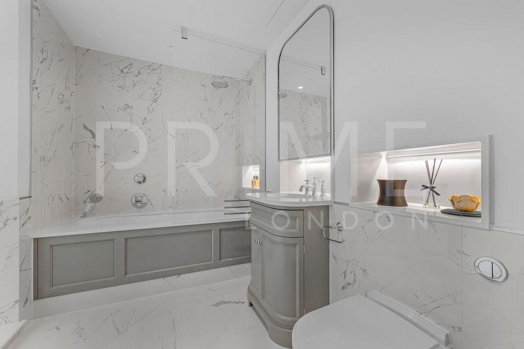 BATHROOM2 (39).jpg