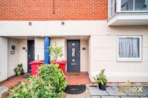 47 Grasholm Way, Slough, SL3 8WE