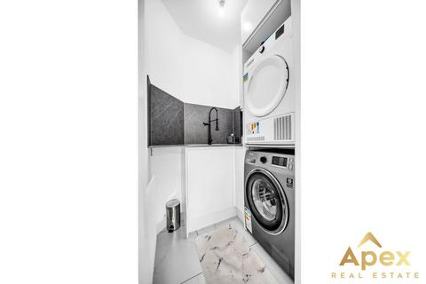 47 Grasholm Way, Slough, SL3 8WE