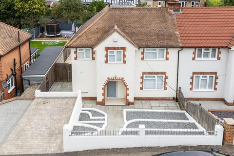 Ashurst Road, Tadworth KT20
